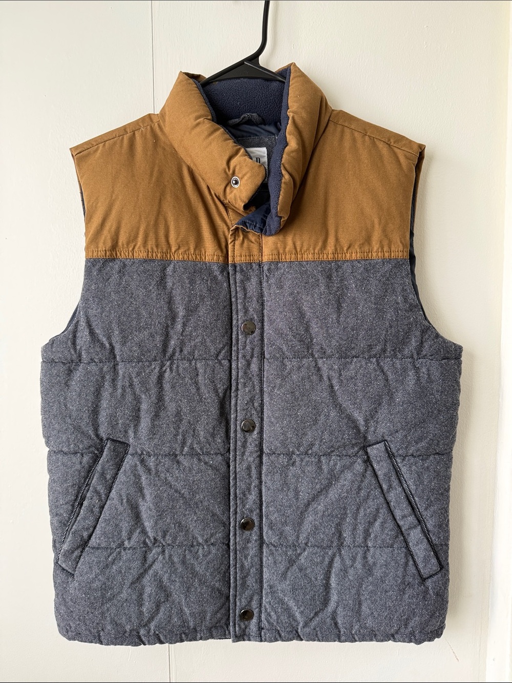 GAP Two-Tone Quilted Puffer Vest - Gray & Brown